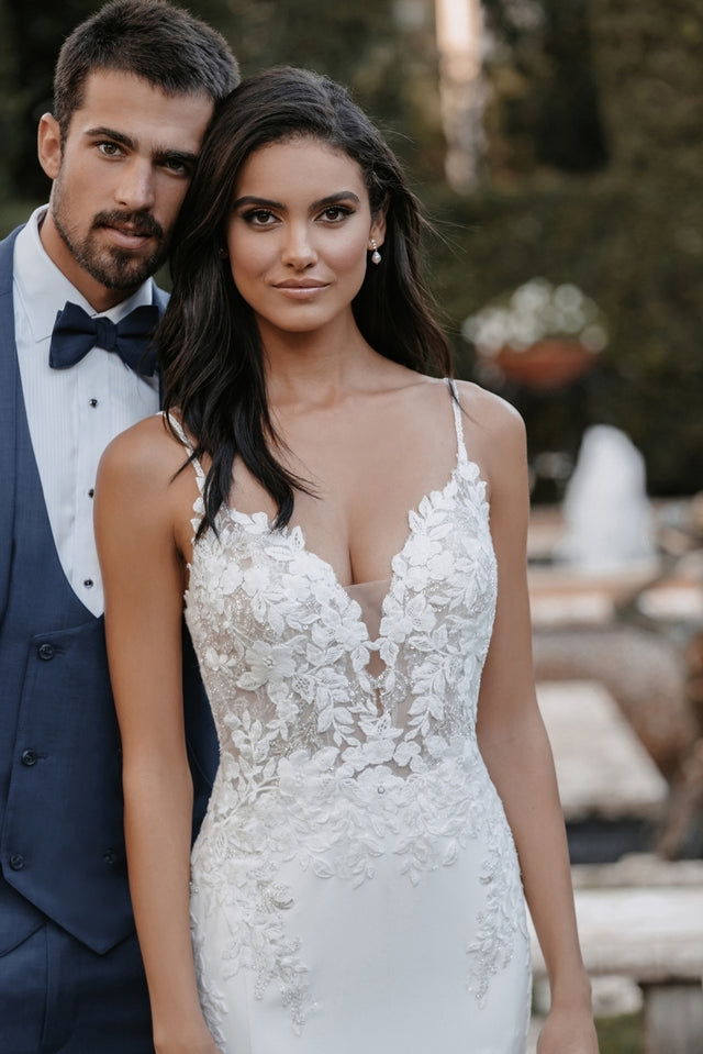 products/AllureRomance3450WeddingDress3.jpg